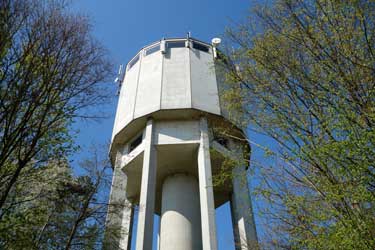 Wasserturm von unten - Bild